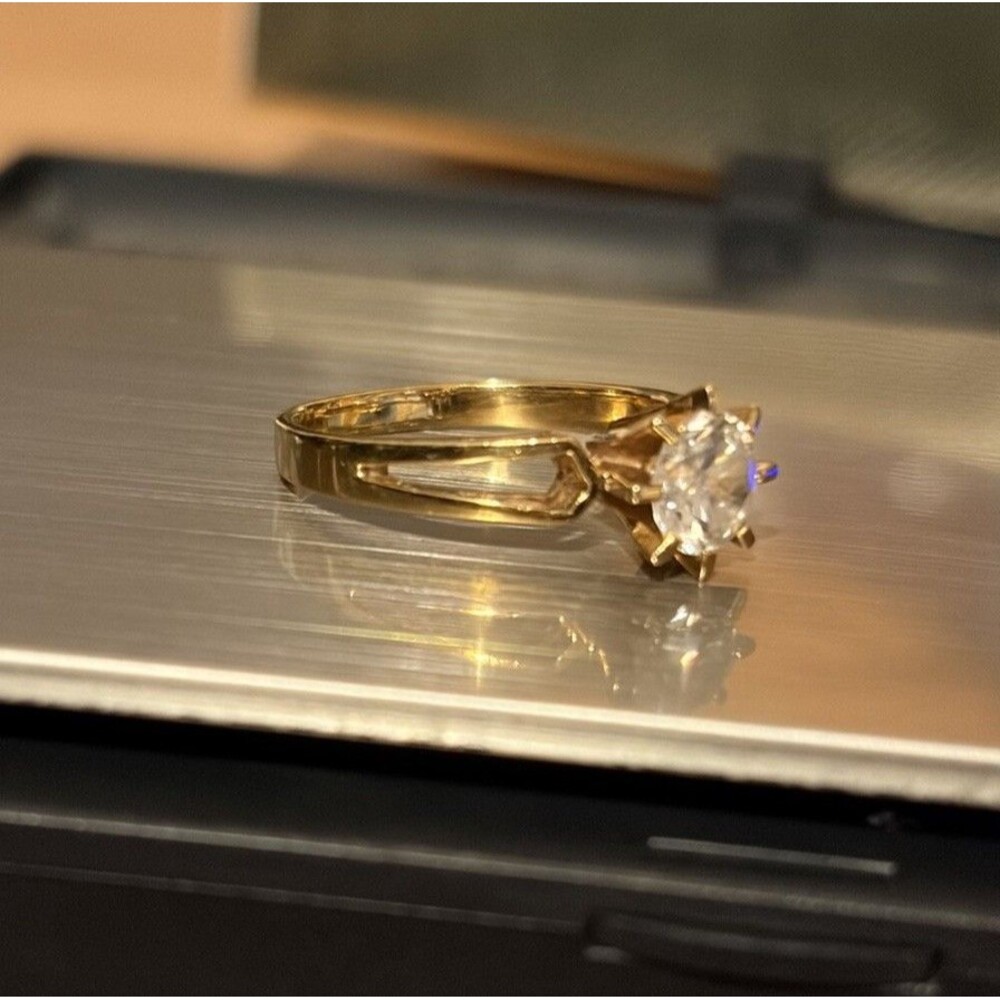 14K Yellow Gold Ring Cubic Zirconia Solitaire Engagement Size 6 585 Vintage - Picture 12 of 14
